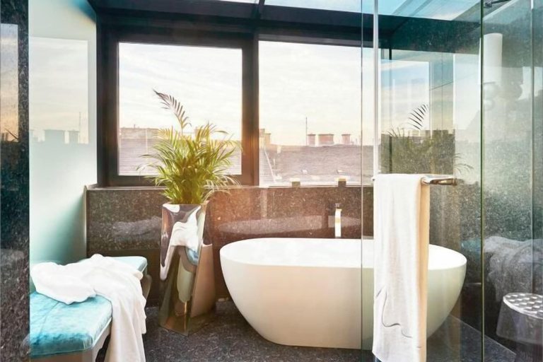 Bathroom 5, Aria Hotel Budapest by Library Hotel Collection, Budapesti