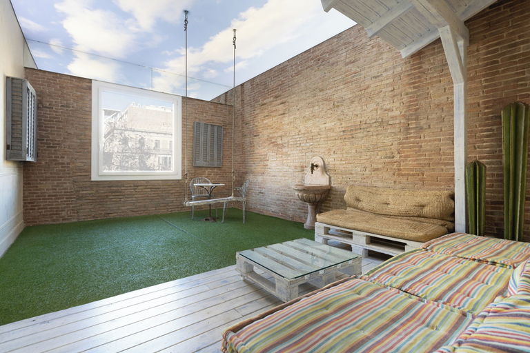 Sport & Beauty 3, Enjoybcn Coliseum Apartments, Barcelona
