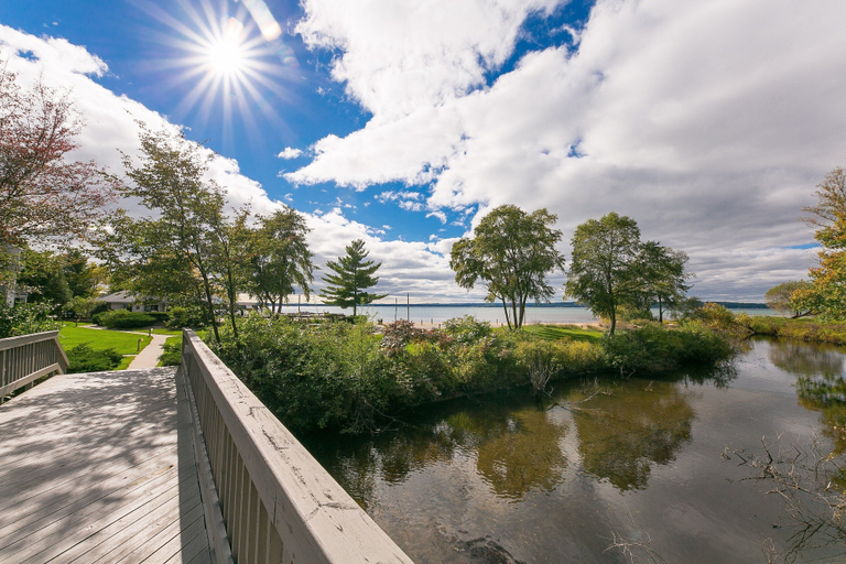 Interior 2, Stunning Condo With Beach Access The Shores 5719, Grand Traverse