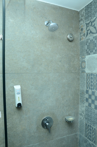 Bathroom 3, The Regal Banquets and Rooms, Valsad