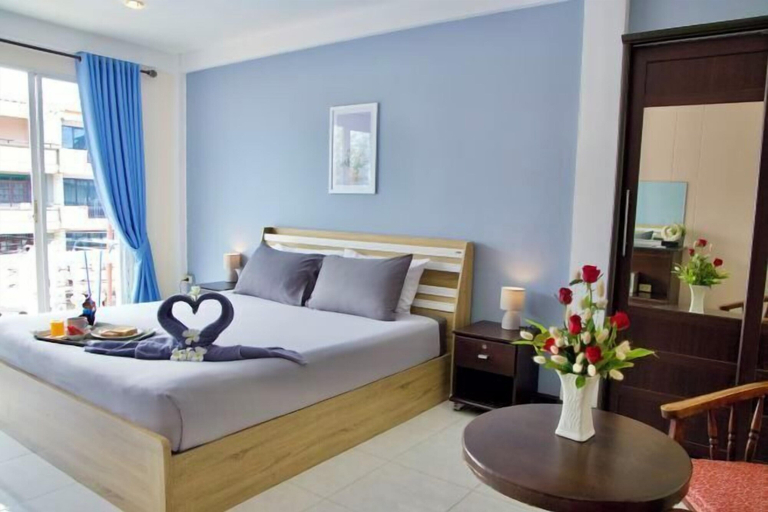 Bedroom 3, Golden Guesthouse by the Beach Cha Am, Cha-Am