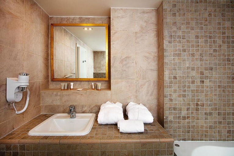 Bathroom 3, Hoffmeister Depandance, Praha 6