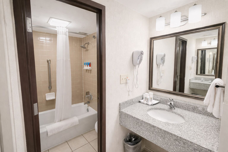 Bathroom 5, Hotel Lotus Kansas City Stadium, Kansas City