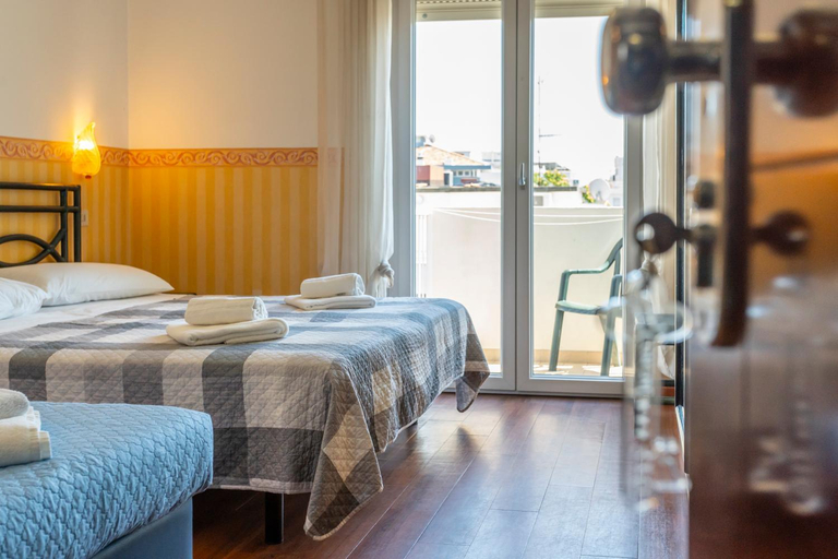 Bedroom 3, Hotel Consul - Family Hotel, Rimini