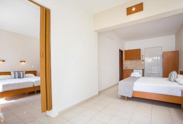 Room 3, Sam's Faliraki, South Aegean