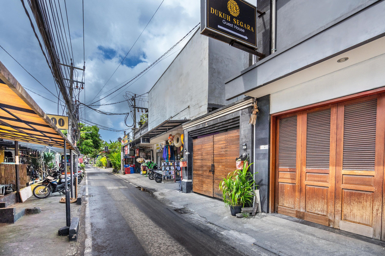 Exterior 2, Collection O Dukuh Segara Guest House, Badung