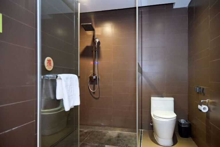 Bathroom 3, Weichang Qianyue Holiday Hotel (Government Branch), Chengde