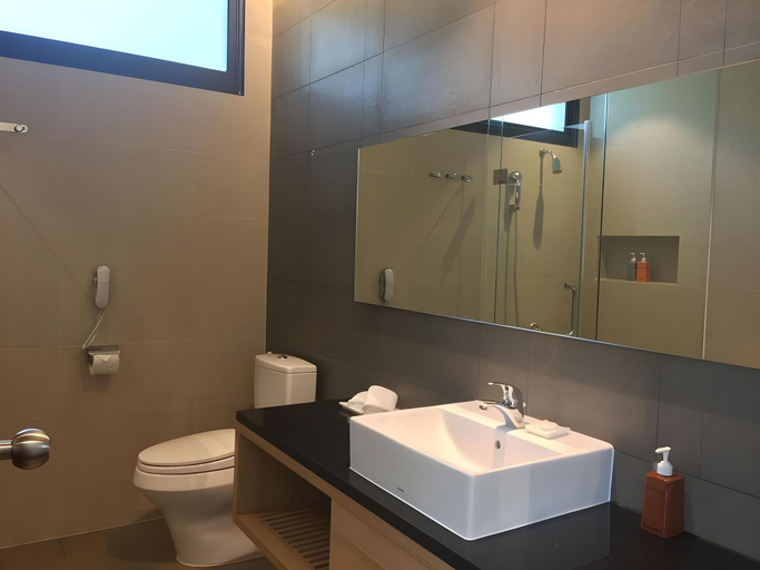 Bathroom 5, Terracotta Hotel and Resort Dalat , Đà Lạt