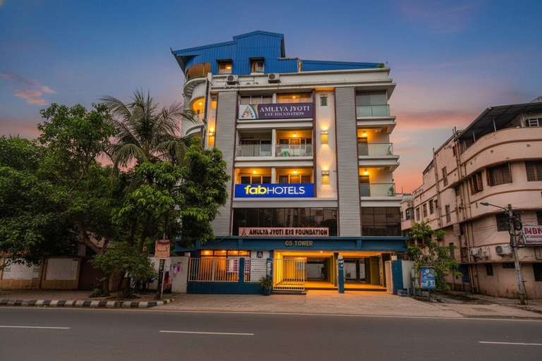 Exterior & Views 2, FabHotel Silver Key kalighat, Kolkata