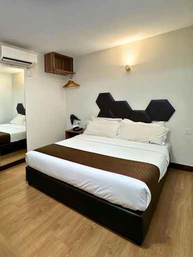 Memoire Hornbill Hotel Kuching Sarawak - Tap to explore photos