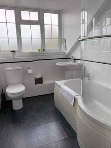 Bathroom, 3 Bed Cottage - Garden, Wifi, Free Parking, Scottish Borders