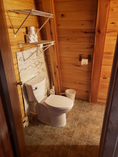 Bathroom 4, Sunset Cove Resort, Beltrami