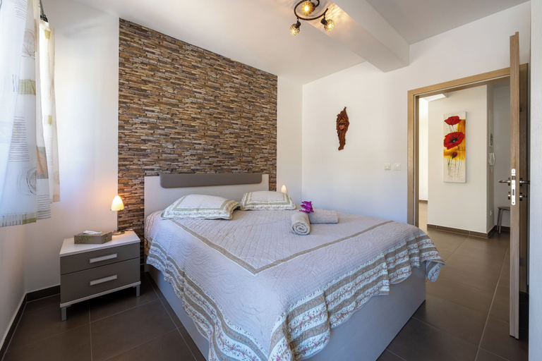 Room 3, Apartment Flandria, Jelsa