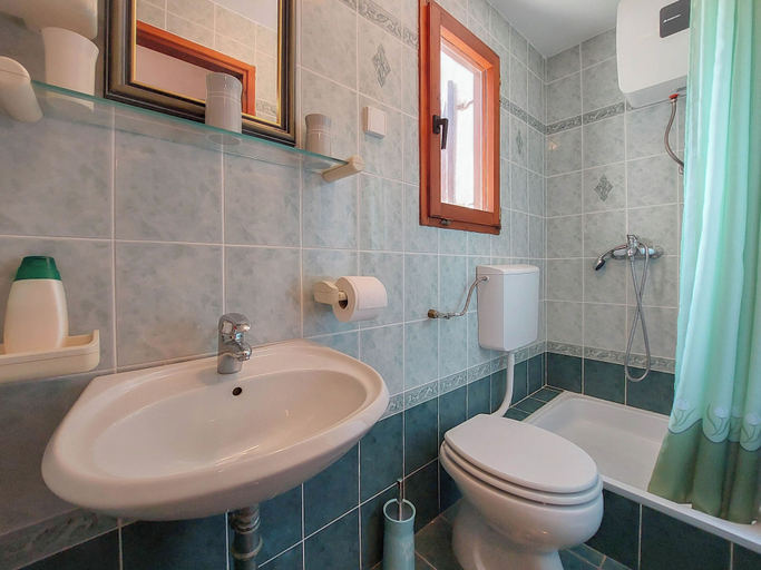 Bathroom 4, Apartments Vida, Novi Vinodolski