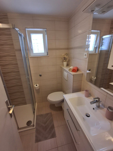 Bathroom 3, Apartments Marino, Supetar