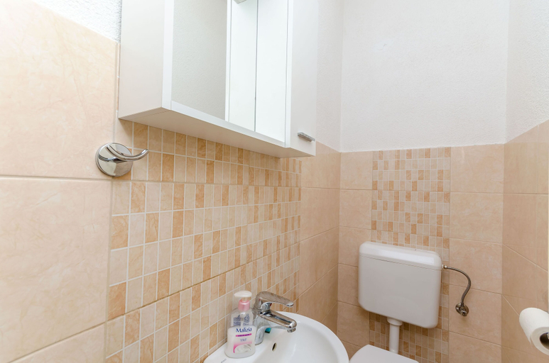 Bathroom 3, Apartment Mare, Trogir