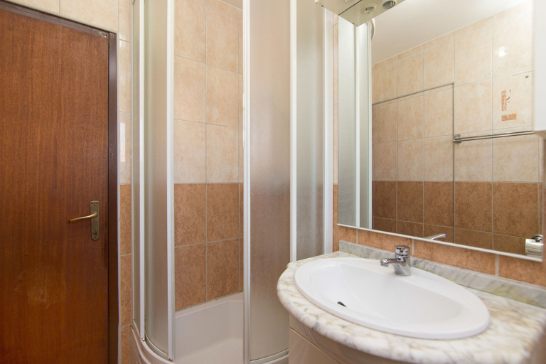 Bathroom 3, Apartment Maja, Trogir
