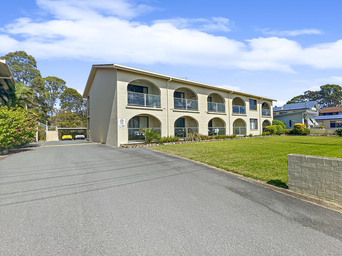 Exterior view 3, Beachside Apartment Overlooking Casey’s Beach, Eurobodalla