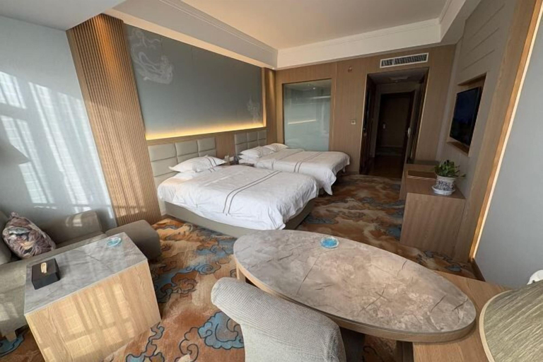 Bedroom 3, Yulin Hotel, Jiuquan
