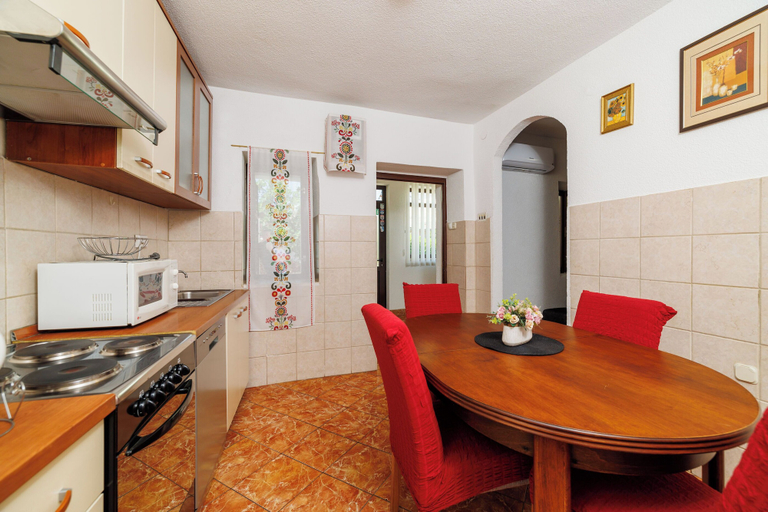 Others 4, Apartment Klara, Senj