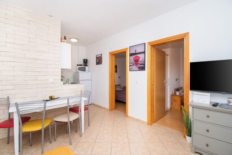 Others 5, Apartment Monika, Vodice