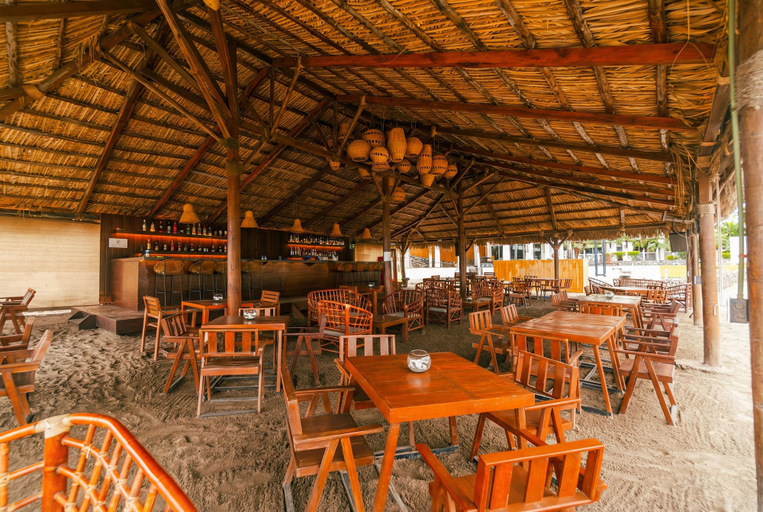 Food & Drinks 5, Artisan Playa Esmeralda Family Beach Hotel, Úrsulo Galván