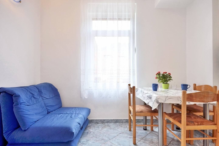 Others 5, Apartment Toma, Omiš