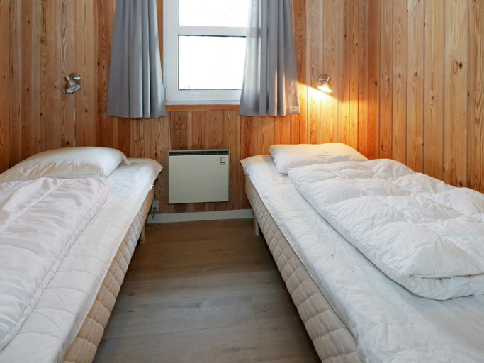 Bedroom 2, 5 Star Holiday Home in Hadsund, Mariagerfjord