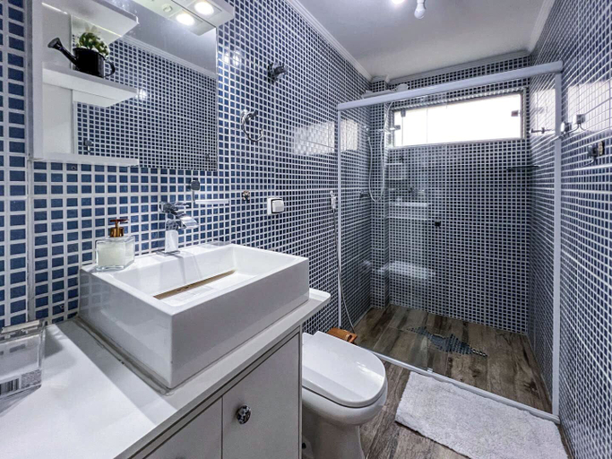 Bathroom 4, Apartamento Enseada 24, Guarujá