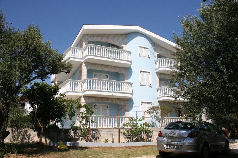 Building design 3, Apartments Vese, Sveti Filip i Jakov