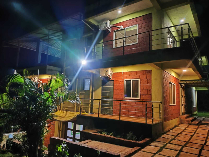 Exterior 2, Red Soil Strawberry Farm villa, Satara