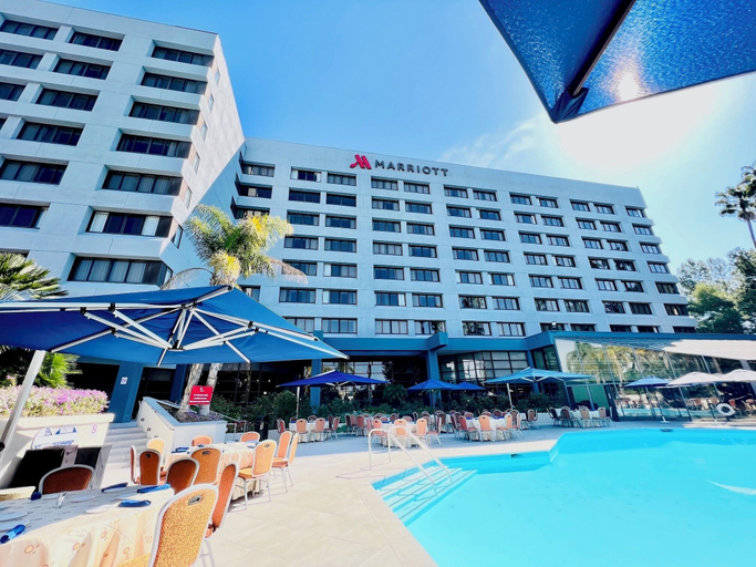 Exterior & Views 2, Long Beach Marriott, Los Angeles