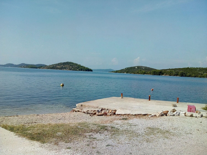 Beach 2, Apartments Vesna, Sali