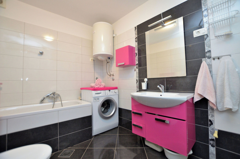 Bathroom 4, Apartment Hill, Mošćenička Draga