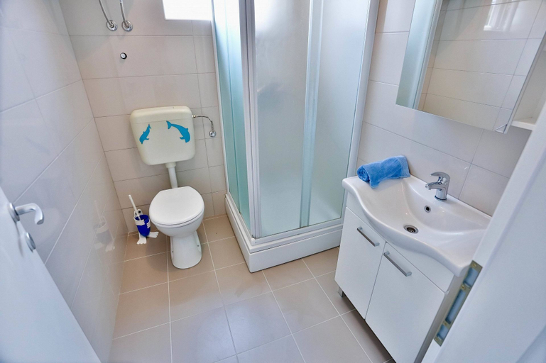 Bathroom 3, Apartment Lenka Mato, Sutivan