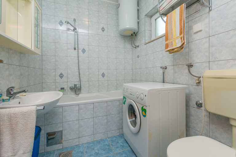 Bathroom, Apartment Anica, Omiš