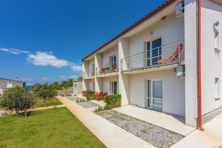 Building design 5, Apartments Marinko, Senj