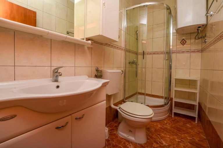 Bathroom 4, Apartments Juric, Rogoznica