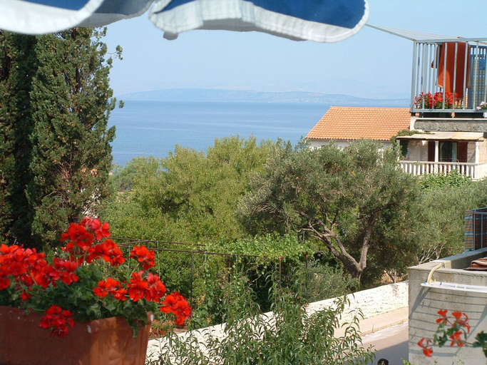 Others 5, Apartments Dinka, Supetar