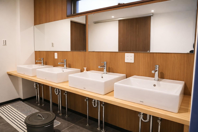 Bathroom 4, Guest House Matsu - Hostel, Osaka