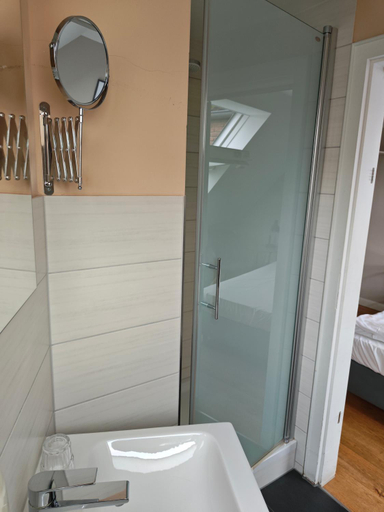 Bathroom 3, Hotel Zum Roten Tore, Lüneburg
