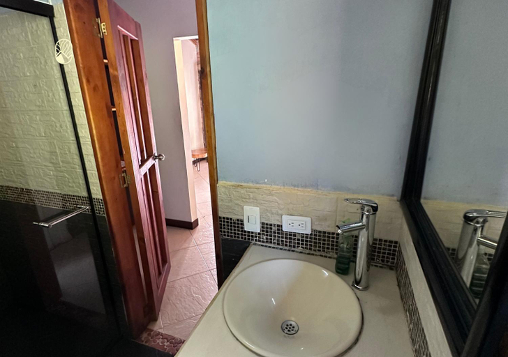 Bathroom 3, Finca Hotel Tierra Verde, Girardota