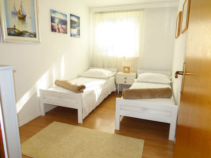Bedroom 2, Apartments Anda, Trogir