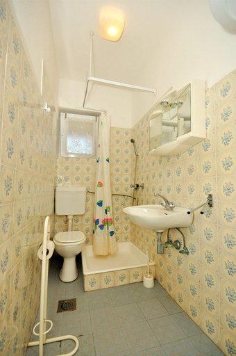 Bathroom 3, Apartments Andelo, Pag
