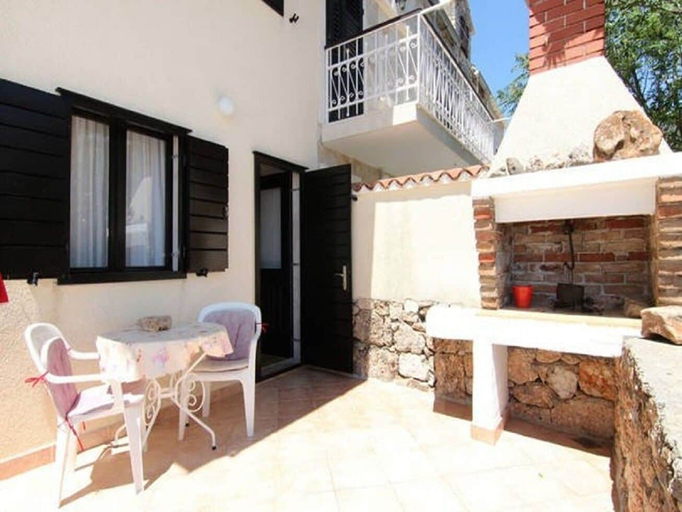 Others 5, Apartments Matej, Bol
