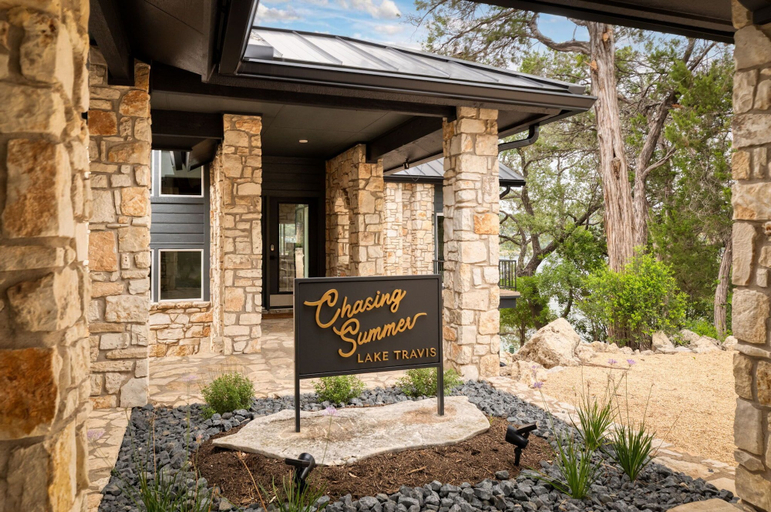 Exterior 2, Chasing Summer - Private Lakefront Luxury on Lake, Travis