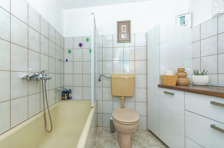 Bathroom 3, House Rose in Center, Split