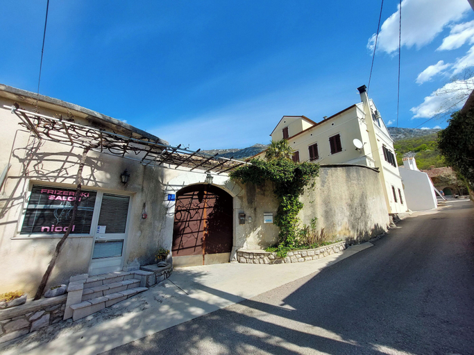 Exterior & Views 2, Rooms Nada, Vinodolska