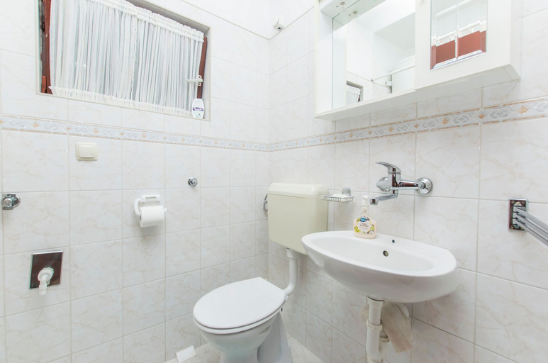 Bathroom 3, Apartment Barbara, Privlaka