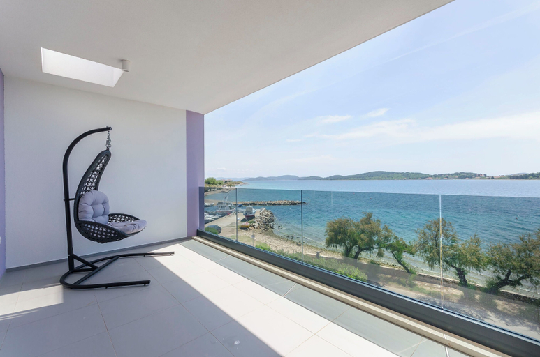 Property grounds, Apartments Adriatic, Vodice